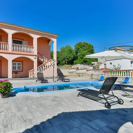 Holiday Beata With Pool Slivnica